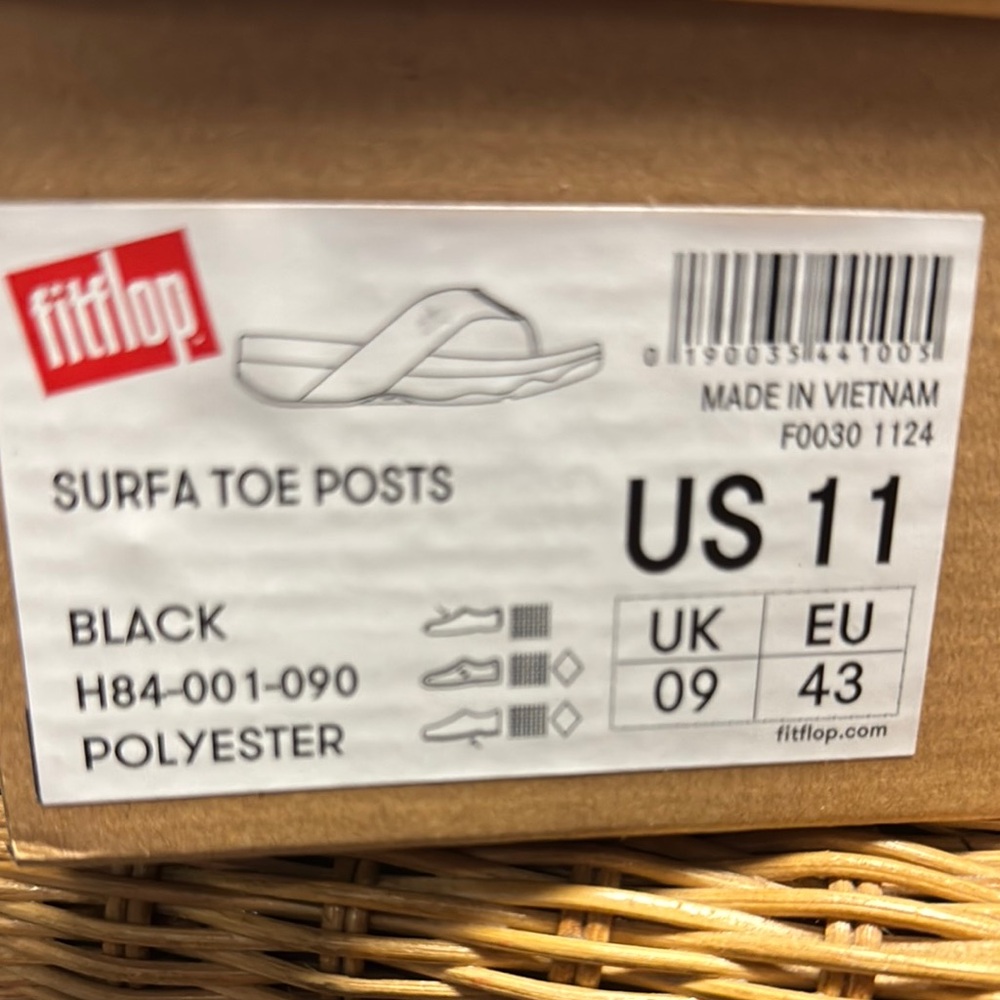 FitFlop Black Textured Sandals